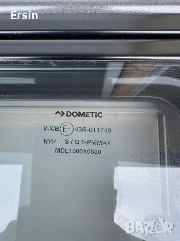 Прозорец отваряем Dometic 1000х600 с щора и комарник свален от чисто нов Кемпер Цена 950.00 лева, снимка 7 - Къмпинг мебели - 46982341