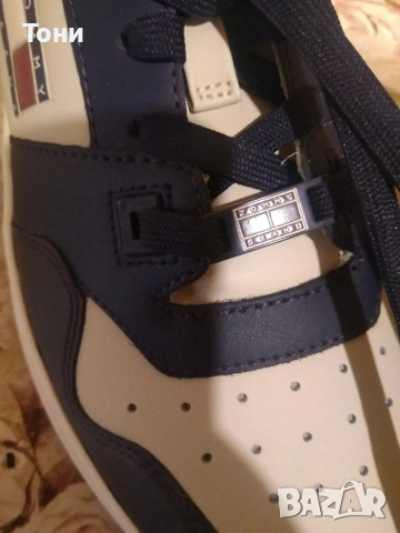 TOMMY HILFIGER Оригинал Нови Дамски Маратонки Изцяло от Естествена Кожа 41, снимка 5 - Маратонки - 53489141