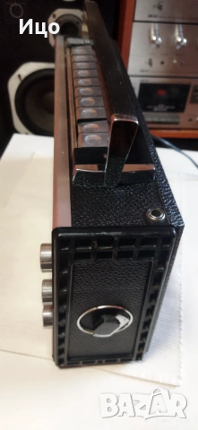 Grundig Satellit 2000 колекционерско радио., снимка 3 - Радиокасетофони, транзистори - 53353787