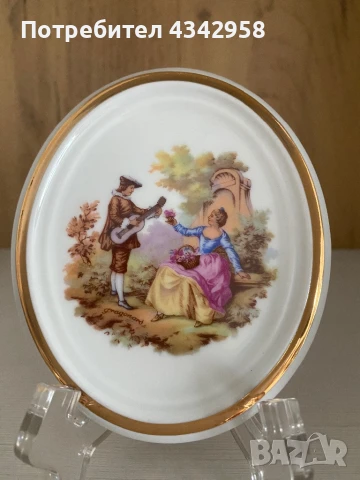 Порцеланова ретро декорация за стена.