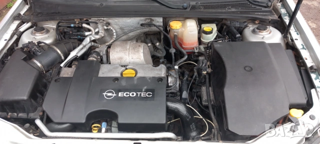 Opel Signum 2.2 dci 125к.с., снимка 12 - Автомобили и джипове - 53009630