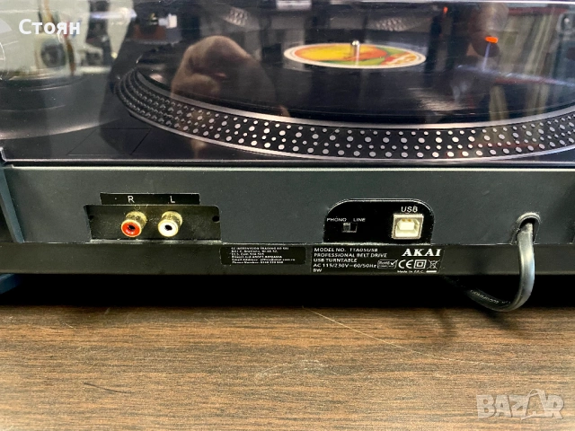 Почти нов грамофон Akai, снимка 12 - Грамофони - 53259615