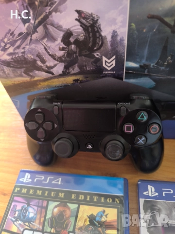 PS4 1 TB с 2 оригинални джойстика и игри , снимка 3 - PlayStation конзоли - 52258059