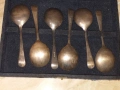 Комплект стари посребрени английски лъжички в кутия, снимка 6