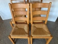 Четири масивни дървени стола, снимка 3