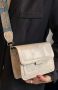 Стилна чантичка през рамо с една преграда, снимка 1 - Чанти - 45556409