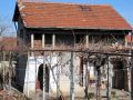 Дял от вила и земя в с. Паталеница (Баткун), област Пазарджик, 7 200 €, снимка 1 - Вили - 45126209
