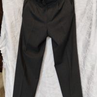 Мъжки панталони HUGO Boss оригинал.Нови не носени. 50 номер., снимка 2 - Панталони - 45686009