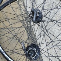 Чифт 28 цола капли за велосипед колело за диск 6 дупки Shimano deore xt , снимка 3 - Части за велосипеди - 45240686