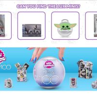 Игрален комплект Zuru Mini Brands - Топче с 5 фигури изненада Disney 100th, снимка 3 - Колекции - 45538942