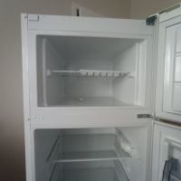 Хладилник с горна камера - нов, Crown, снимка 4 - Хладилници - 45423962