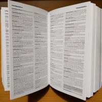 Larousse Poche 2012 - джобна енциклопедия на френски език - в отлично състояние!, снимка 2 - Чуждоезиково обучение, речници - 45448759