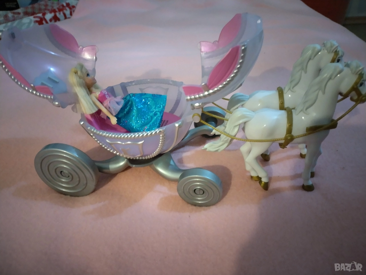 Каляска с коне за малка кукла, снимка 1
