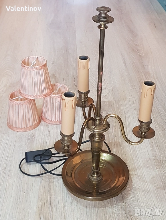 Старинна бронзова лампа с три рамена, снимка 1
