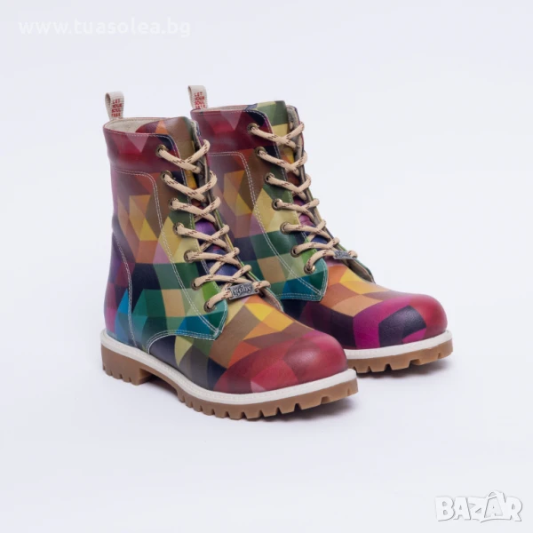 Модерни дамски боти тип кубинки с цветен принт | Марка Tuasolea, снимка 1