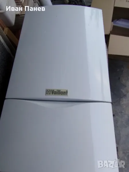 Двуконтурен комбиниран газов котел vaillant turbomax plus vuw 282/2-5 28 kw, снимка 1