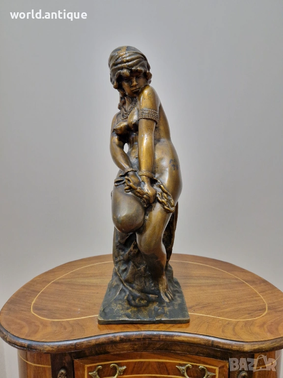 Прекрасна стара антикварна френска бронзова фигура пластика статуетка , снимка 1