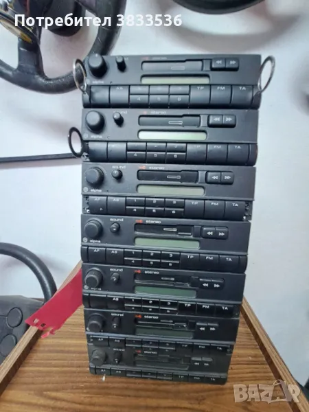 Vw Alpha Оригинал и Vw Golf Mk3 радиокасетофони, снимка 1