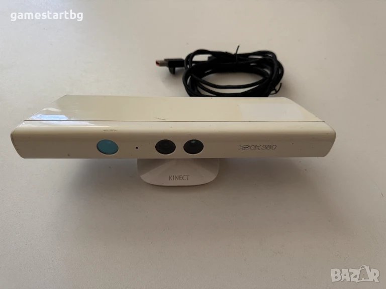 Kinect white за Xbox 360 , снимка 1