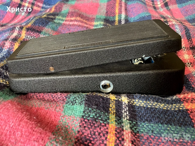 "WAH-WAH" педал за китара Dunlop Cry Baby model GCB-95, снимка 3 - Китари - 53858145