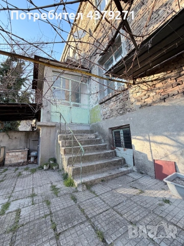 Двуетажна Къща гр.Каспичан 824кв.м, снимка 2 - Парцели - 53750034