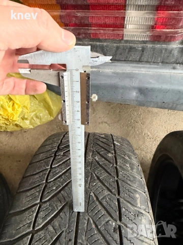 Зимни гуми 245/45/18 Goodyear Ultragrip, снимка 5 - Гуми и джанти - 49349008