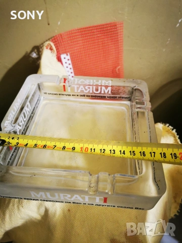 стъклен пепелник с брандинг "MURATTI", 