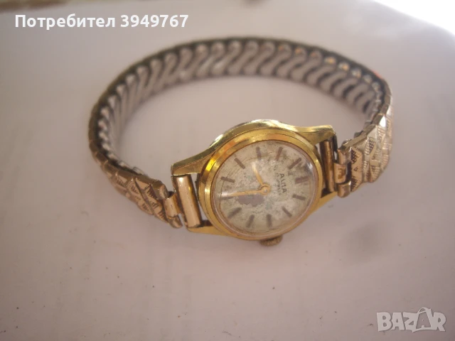 Стар позлатен дамски часовник, снимка 2 - Дамски - 50658268