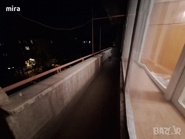 Обзаведена стая Център до метро Театрална, снимка 9 - Стаи под наем - 52219814