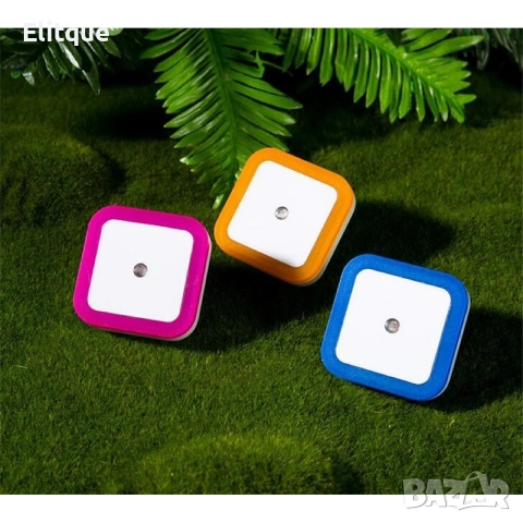 10бр. LED лампа за контакт