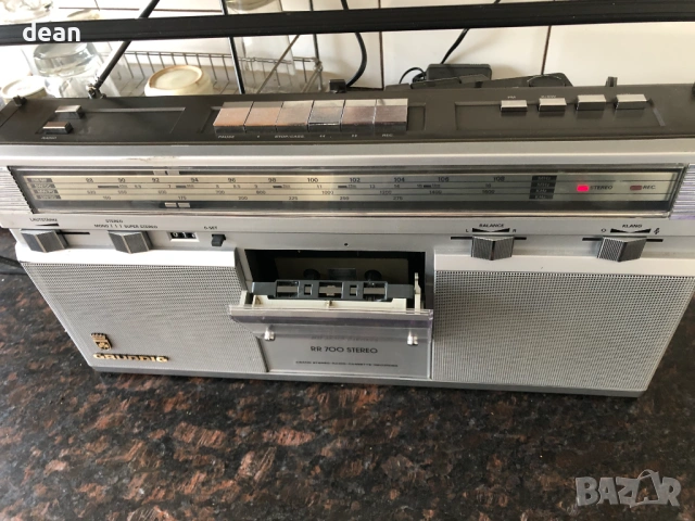 Grundig RR 700, снимка 7 - Радиокасетофони, транзистори - 53722440