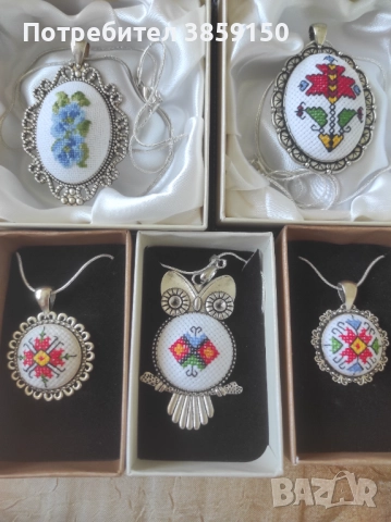 Бродирани колиета , снимка 3 - Колиета, медальони, синджири - 51914040