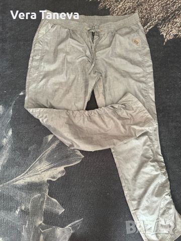 Нов панталон на alessa, снимка 1 - Панталони - 46232494