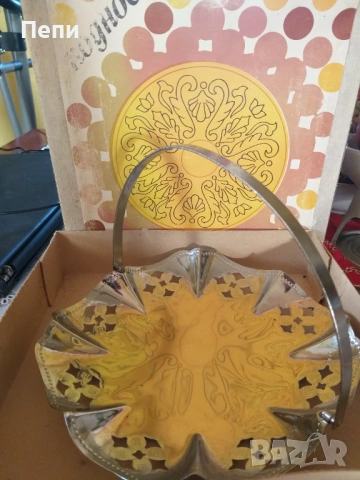 Метален поднос, снимка 6 - Аксесоари за кухня - 54220267