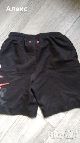 Nike Jordan къси панталони 128-140см, снимка 5 - Детски къси панталони - 45822520