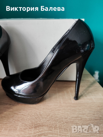 черни дамски обувки , снимка 1 - Дамски обувки на ток - 44968580