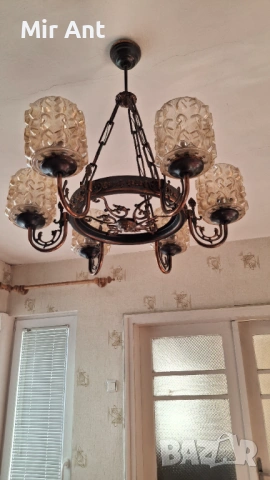 Продавам стар полюлей.