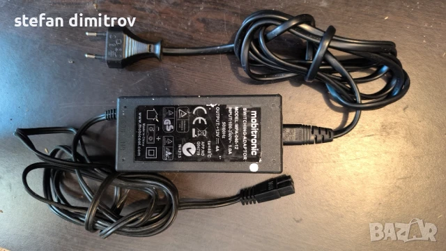 Зарядно Mobitronic за хладилни чанти 