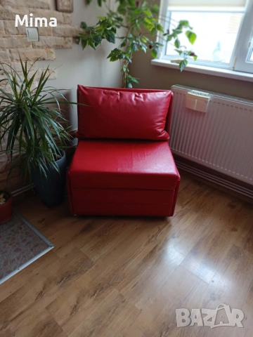 Кожено канапе единично