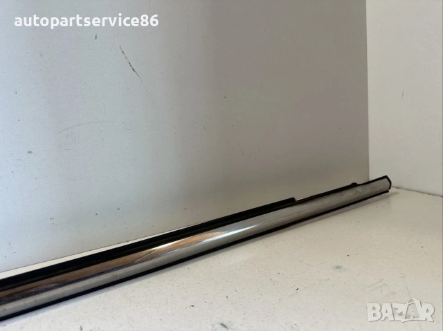 Предна дясна хромирана лайстна за стъкло за Mazda CX-7 2.2D (2011), снимка 2 - Части - 53653843