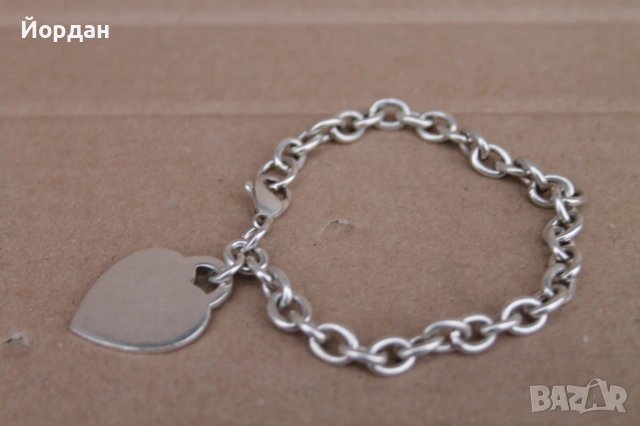 Дамска сребърна гривна 