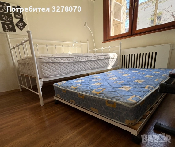 Eдинично легло с бяла метална рамка, снимка 2 - Спални и легла - 54163417