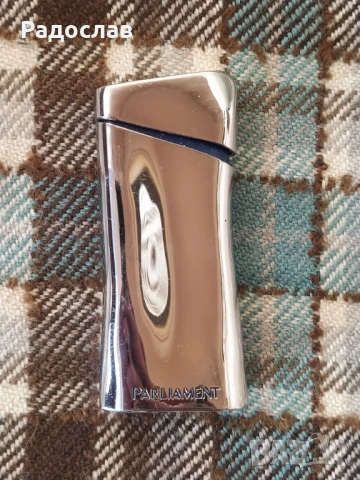газова запалка Parliament , снимка 2 - Запалки - 53804646
