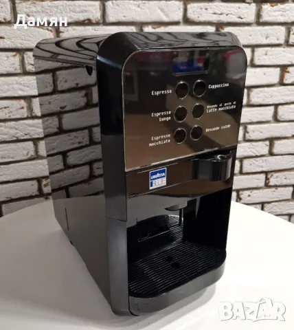 Кафемашина - Lavazza LB2500 Plus, снимка 1 - Кафемашини - 48463780