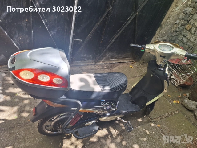 Електрически скутер, снимка 7 - Велосипеди - 51794232