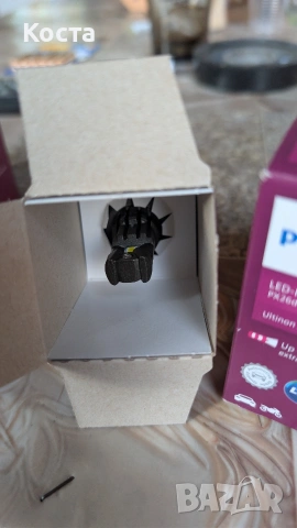 Лед крушки Philips H7 , снимка 3 - Аксесоари и консумативи - 53629929
