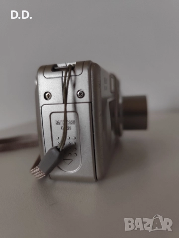 Дигитален фотоапарат Revue DC 4400, снимка 6 - Фотоапарати - 52996935