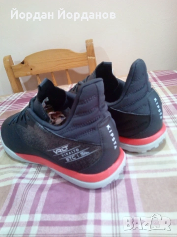 Футболни обувки KIPSTA 44 номер, снимка 3 - Футбол - 53943076