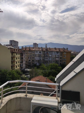 Дава под наем 