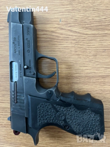 ПИСТОЛЕТ "АРКУС - 98", кал. 9х19мм  - ДЕАКТИВИРАН/ОБЕЗОПАСЕН., снимка 2 - Бойно оръжие - 54024081